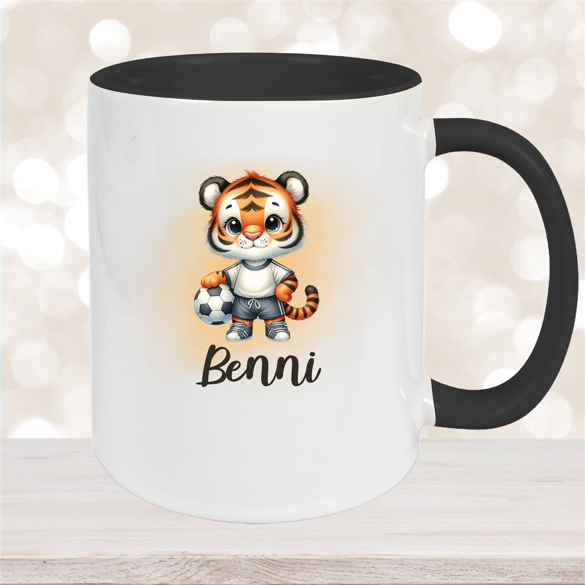 Tasse Wunschname Fußball #16 Personalisiert Tiger Keramik Kinderbecher Schwarz