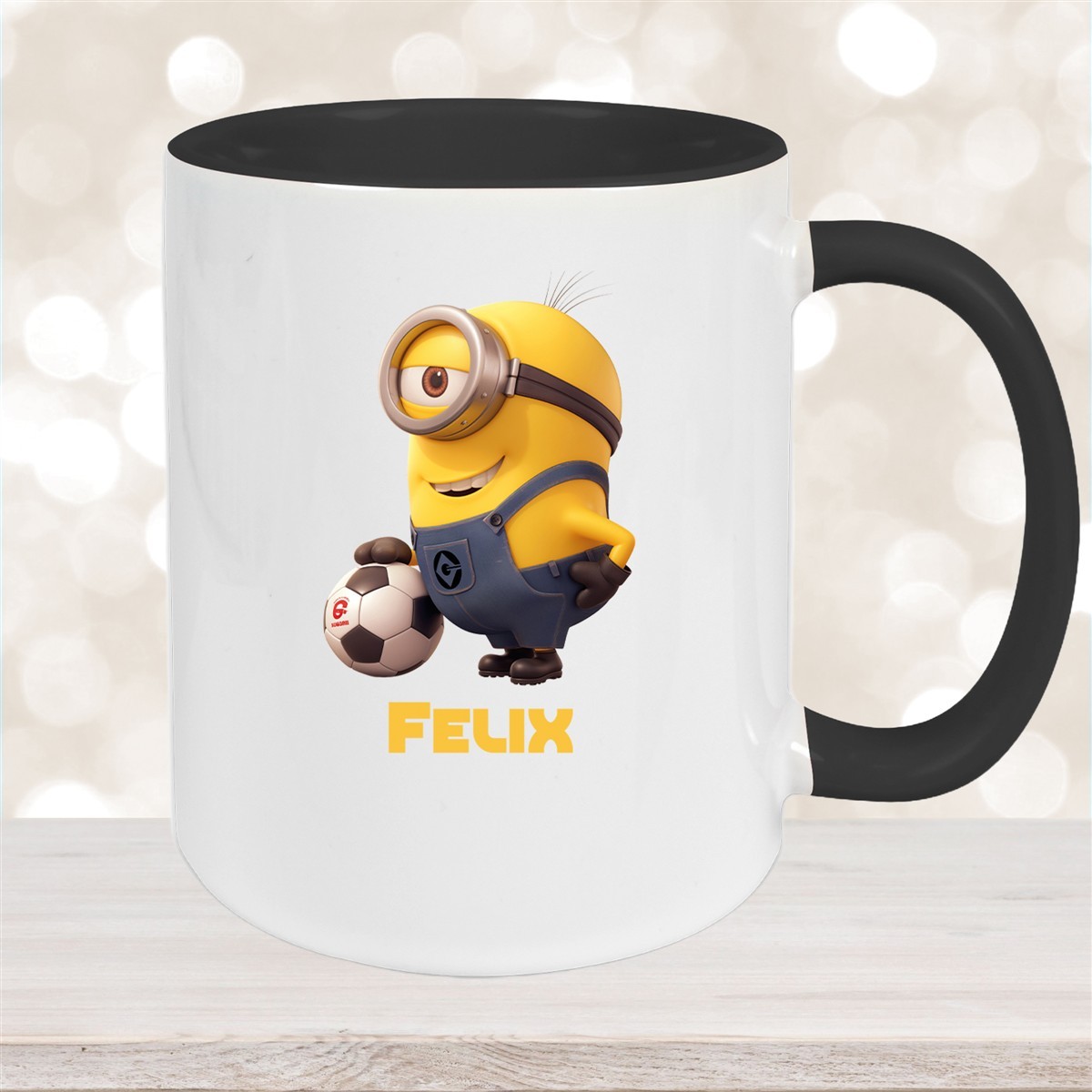 Tasse Minions Kinder Minion #8 Fußball Wunschname Keramik Kinderbecher personalisiert versch. Farben Schwarz